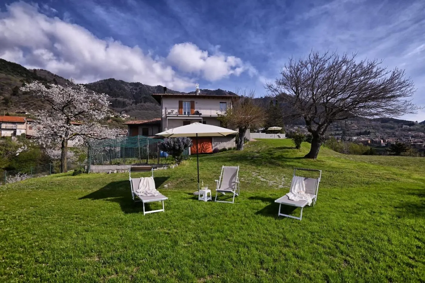 Appartamento Orizzonte - Theater Home تينيالي 0*,